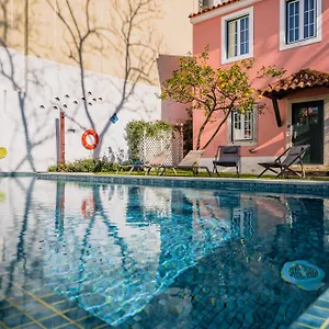 Jardim Da Lapa By Shiadu Lissabon