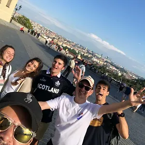 Advantage Prag
